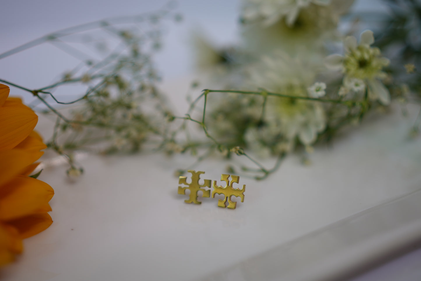 Gilded Sway Earings