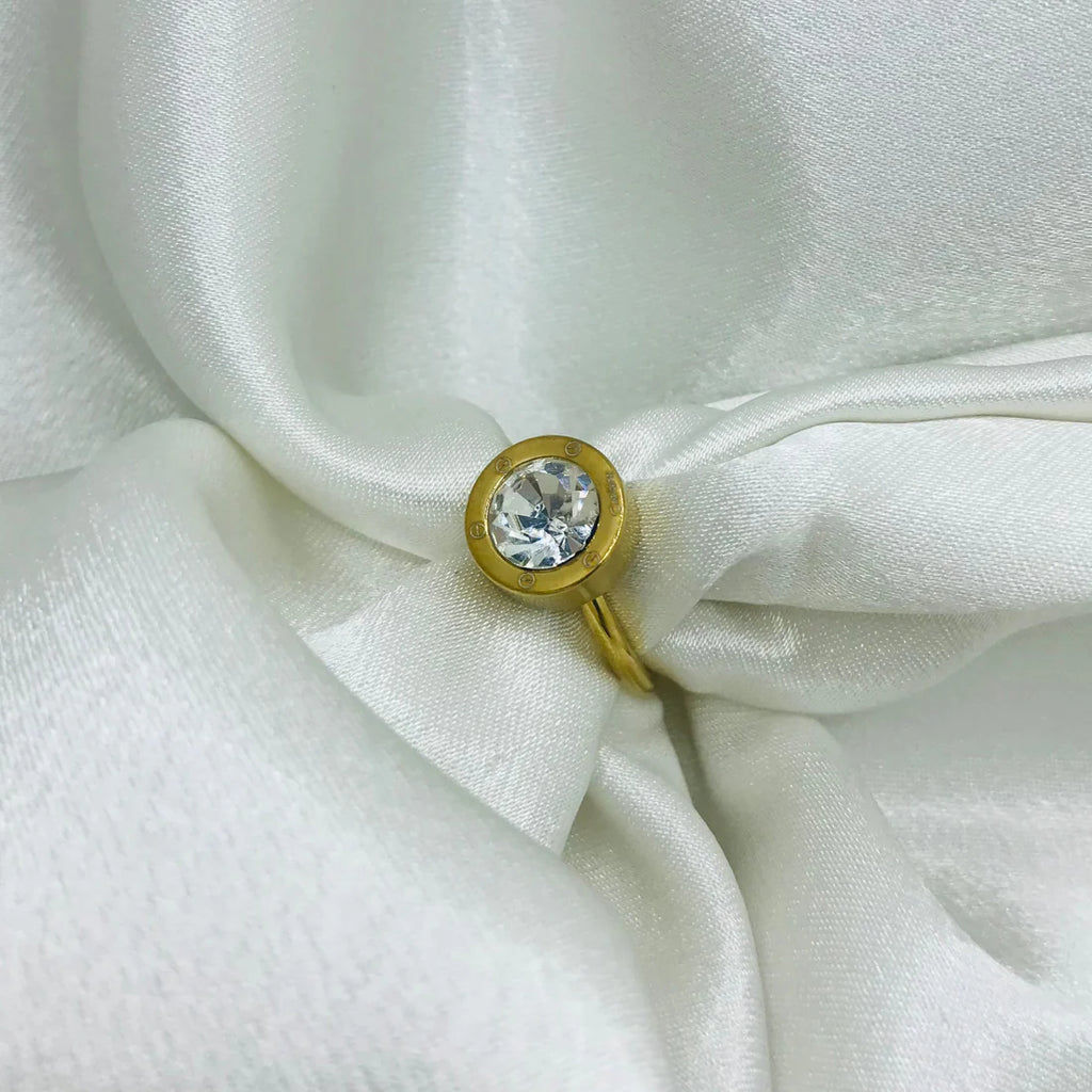 ELEGANT RING