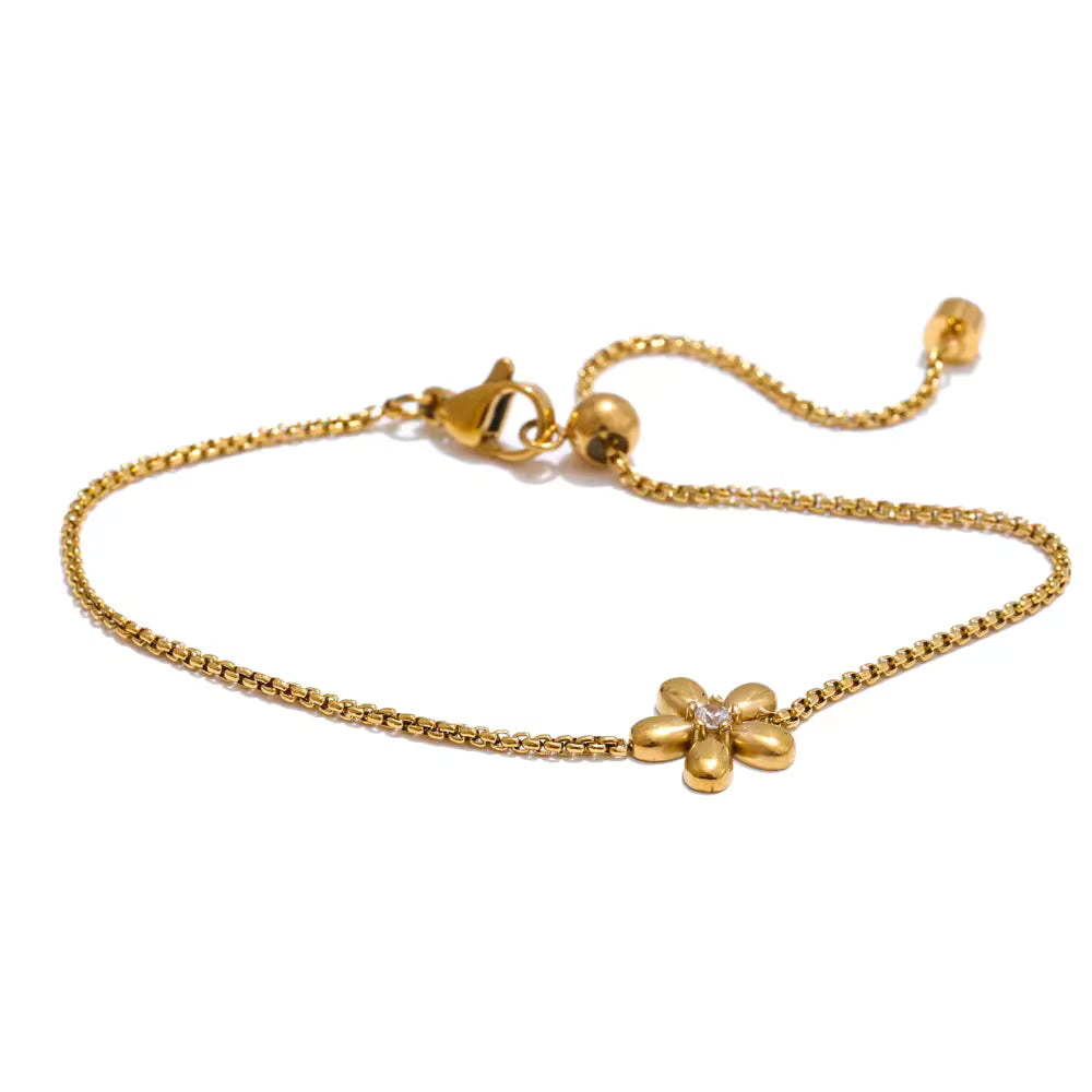Gold Daisy Flower Necklace & Earrings Set