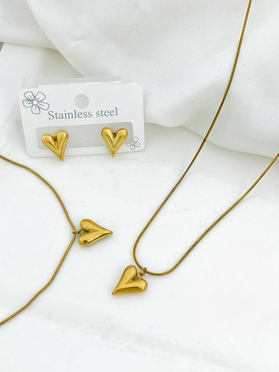 Golden heart Set with plain chain