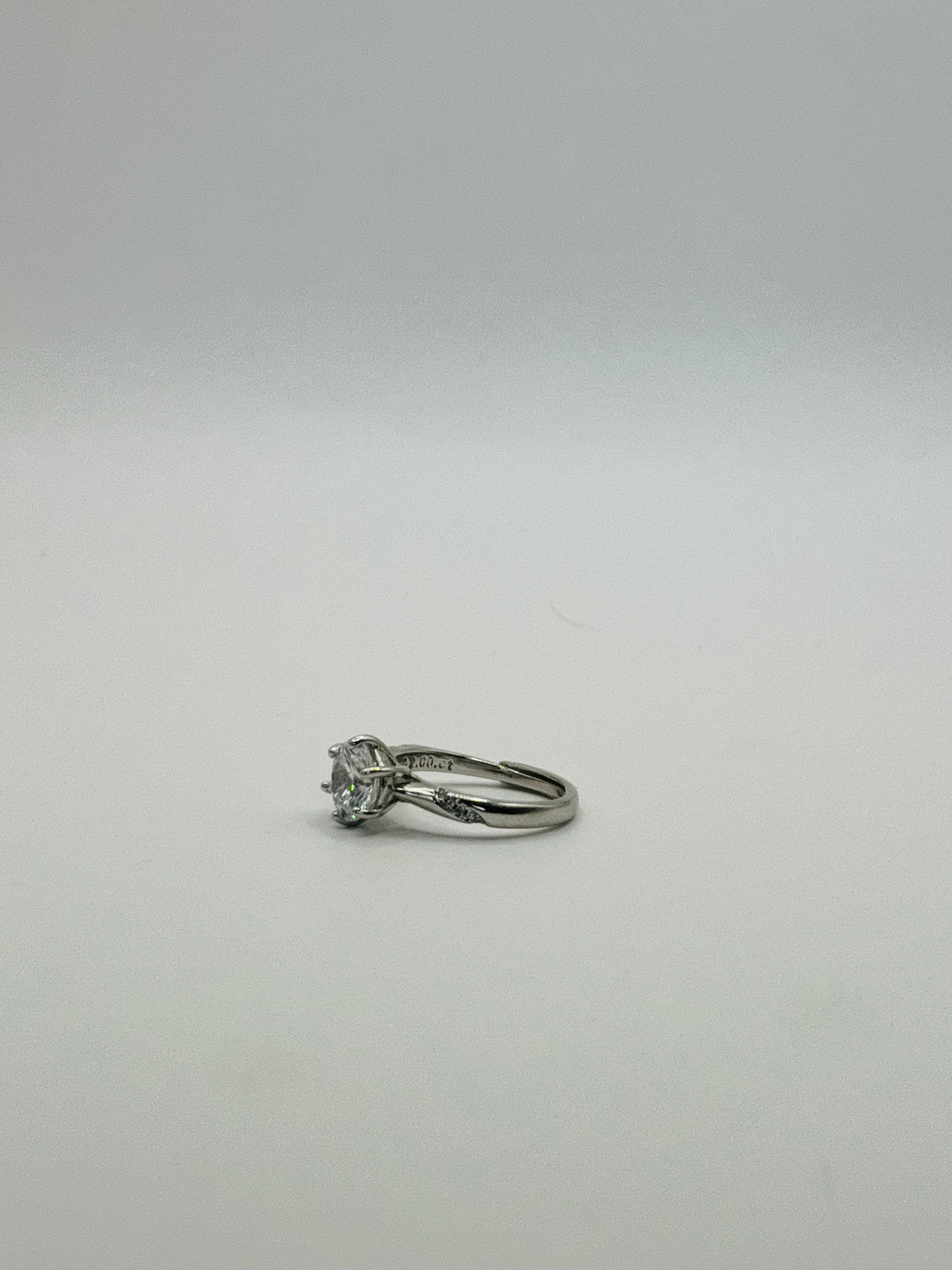 White Rose Ember Ring