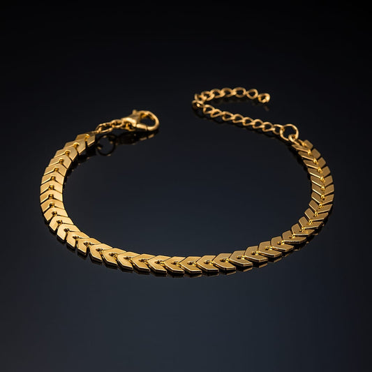 Fish tail golden bracelet