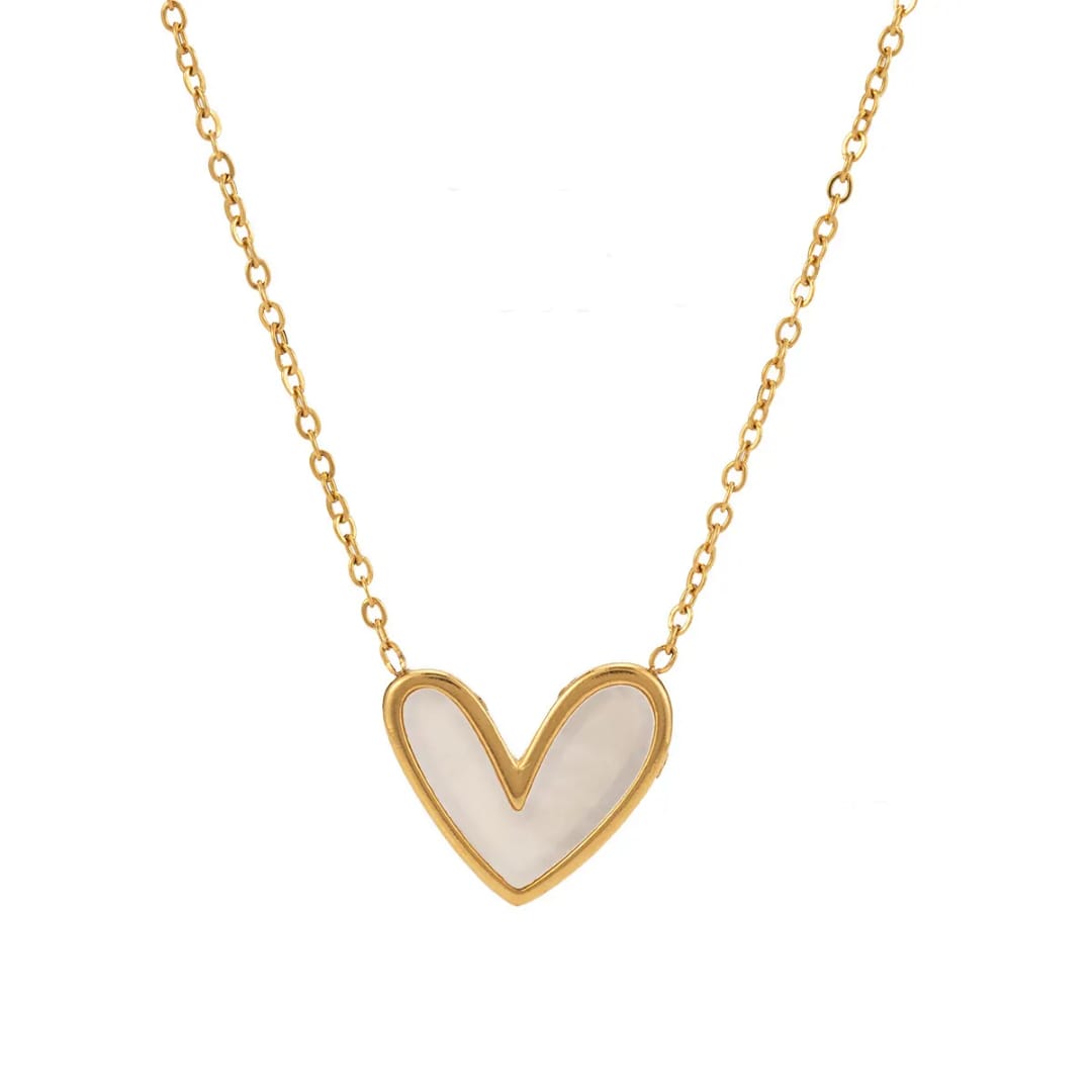 HEART PENDANT WHITE