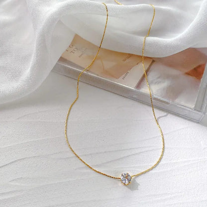 DELICATE PENDANT
