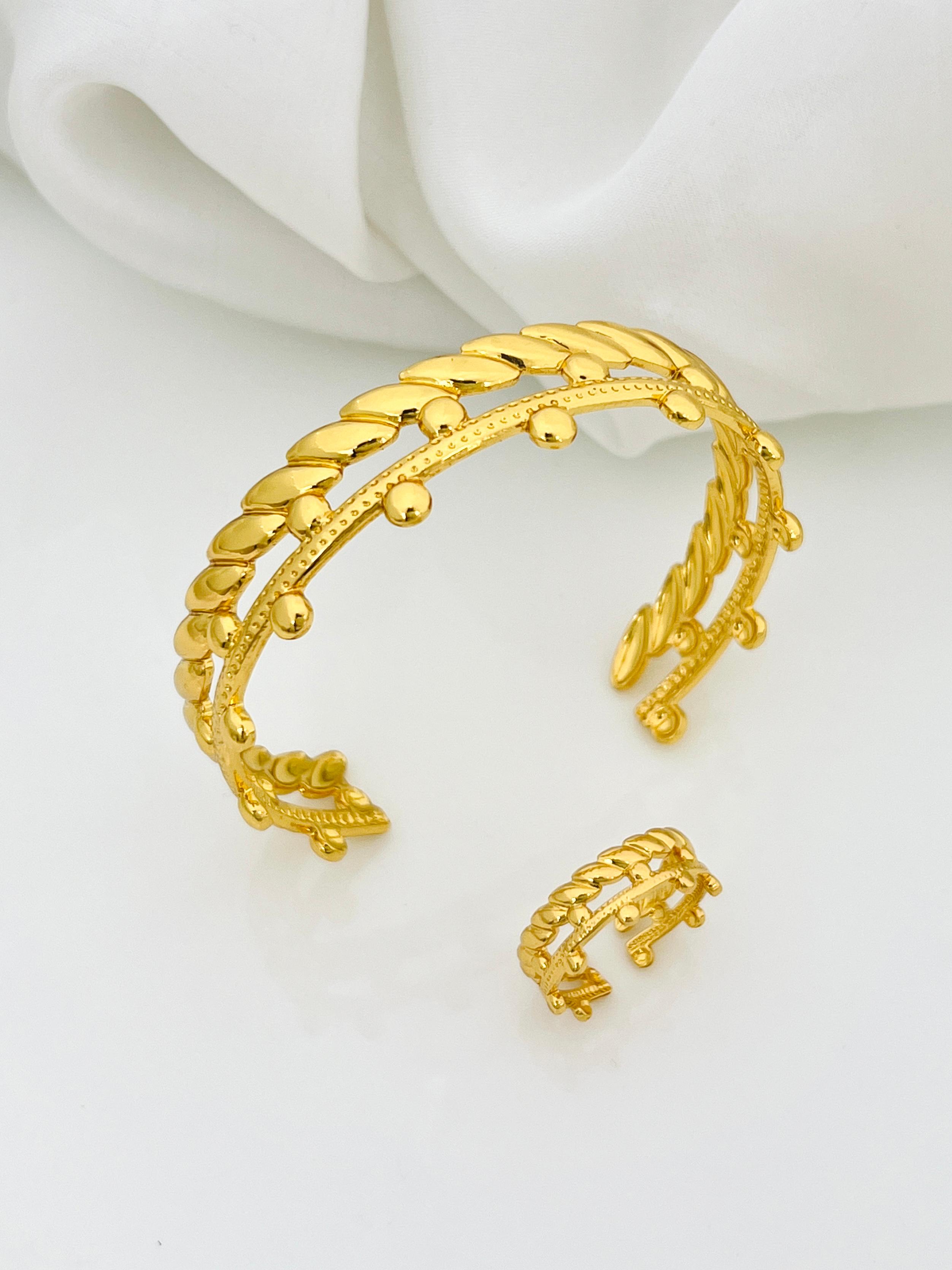 Classy Handcuff with Rings