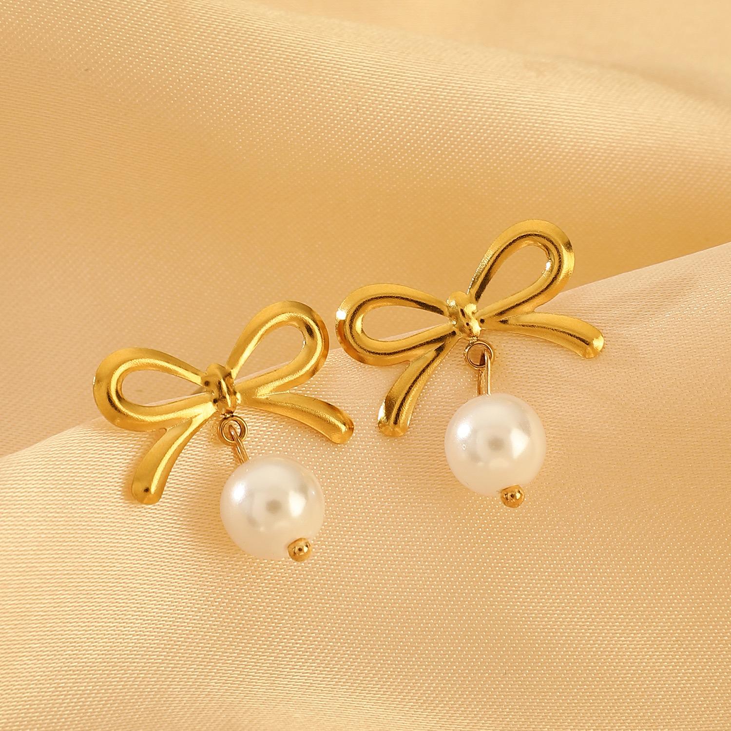 Bow Pearl Earrings