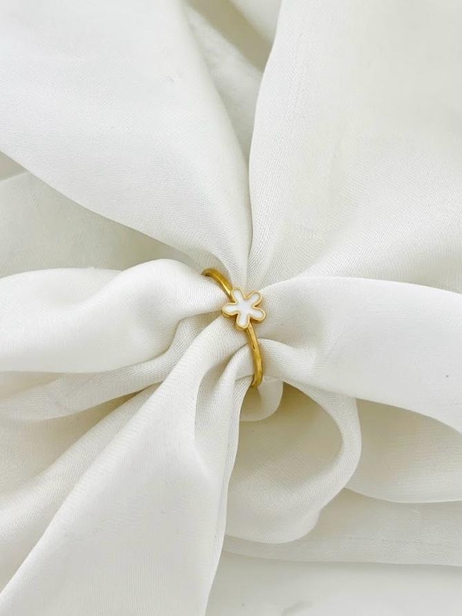 Light Flower Ring