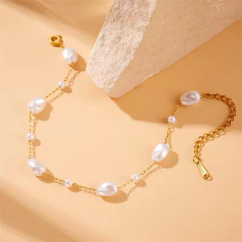 Baroque Pearl Station Paperclip Chain Bracelet Gold
