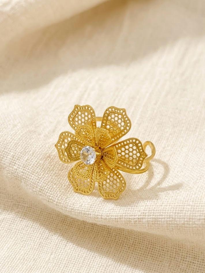 Filigree Flower Ring