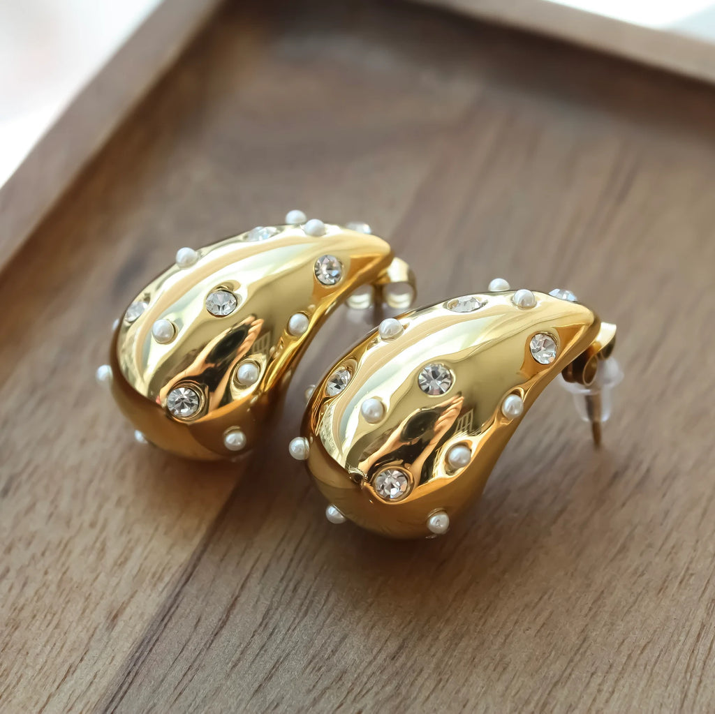 Diamond Whisper EARRINGS