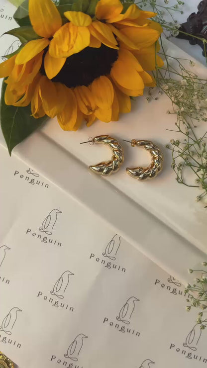 Vibe Spark Earings