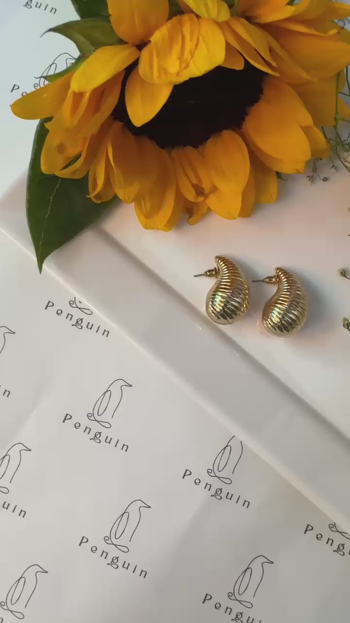 Bean Loop Earings