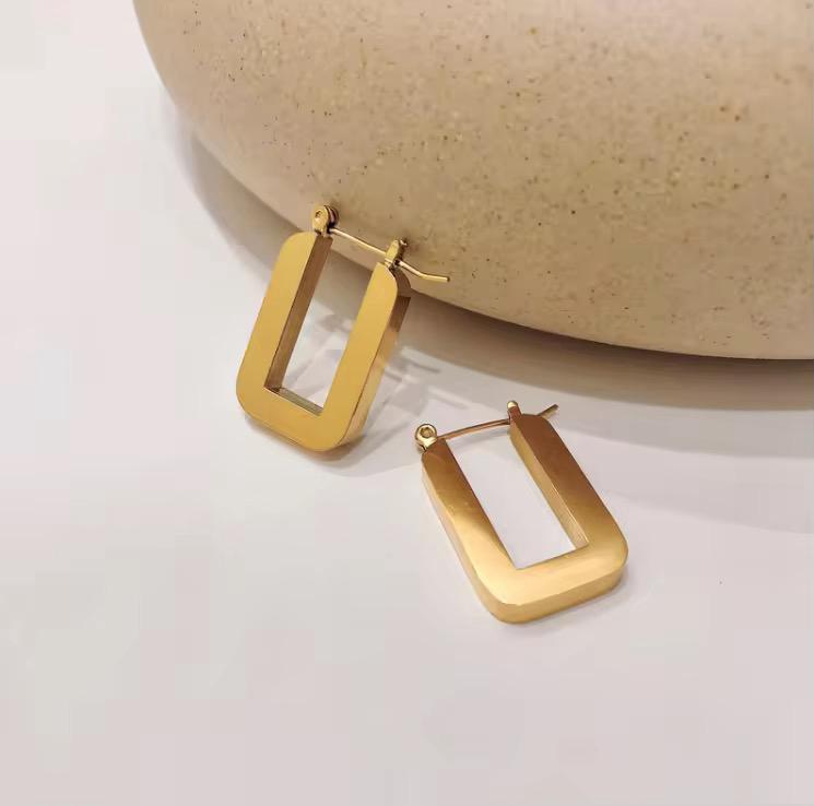 Chunky Rectangle Hoop Earrings - Lifestyle