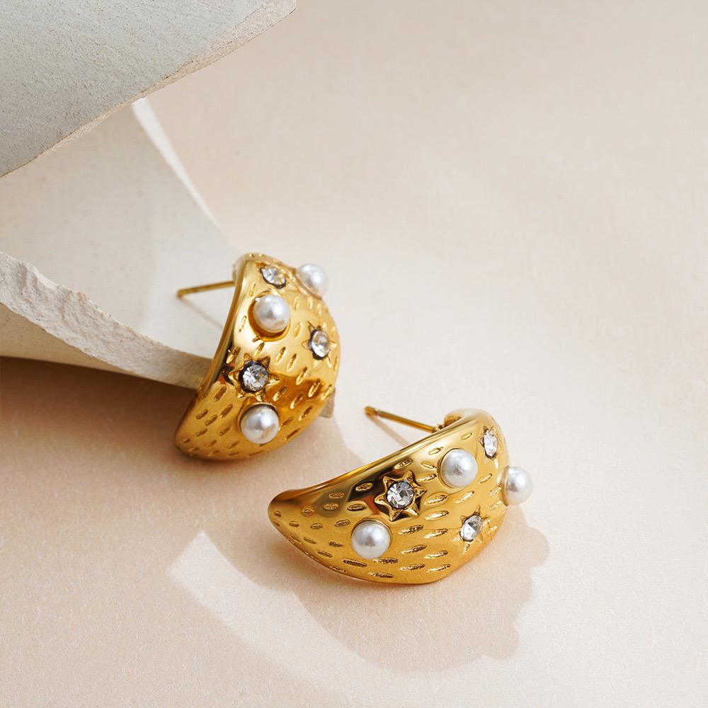 Pearl & Crystal Star C-Hoop Earrings - Size Guide