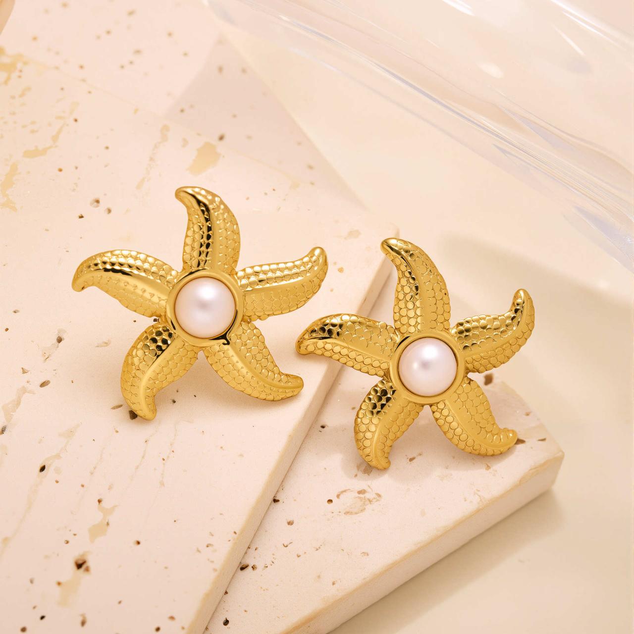 Pearl Starfish Stud Earrings - 18K Gold Plated
